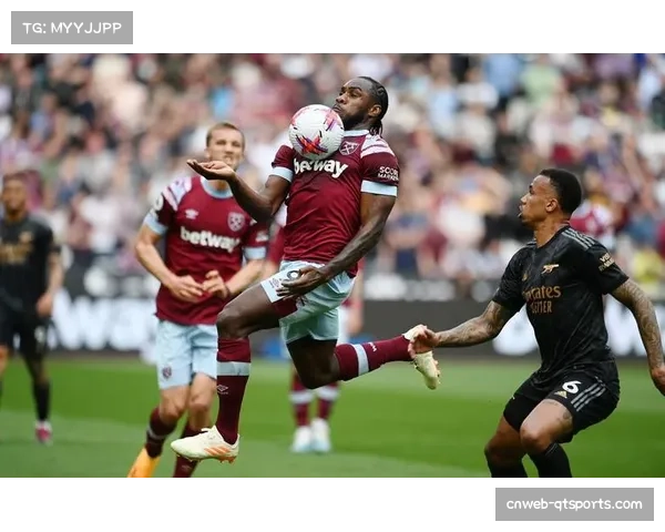 英超榜首三强分差仅三分,战术微调左右冠军归属